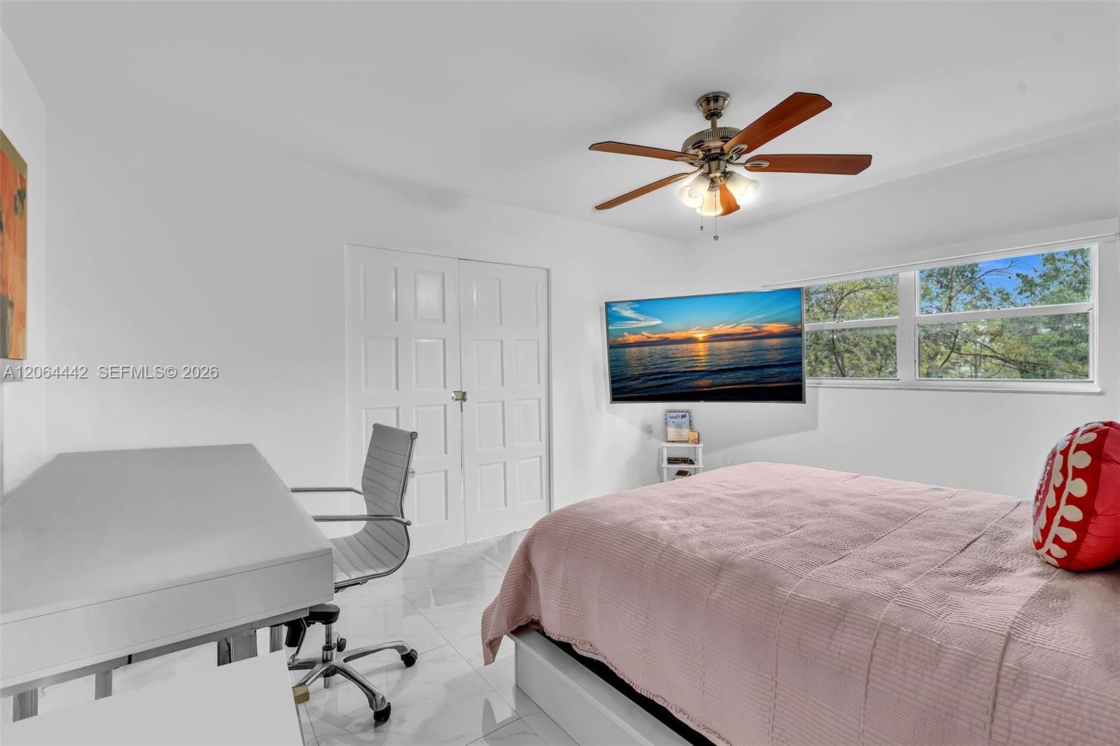A12064442 Property Photo 27