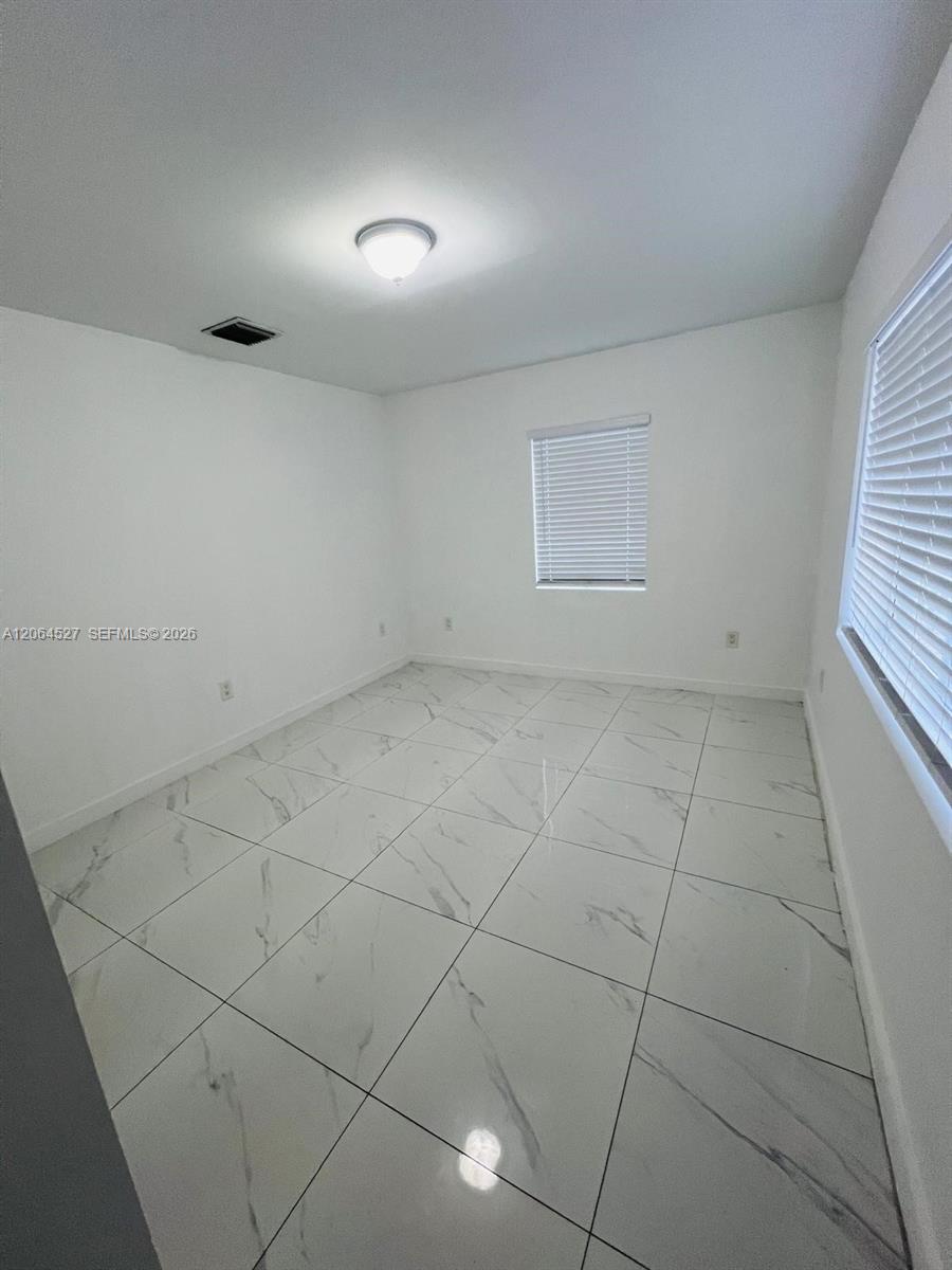 6700 Nw 6th Avenue Property Photo 10