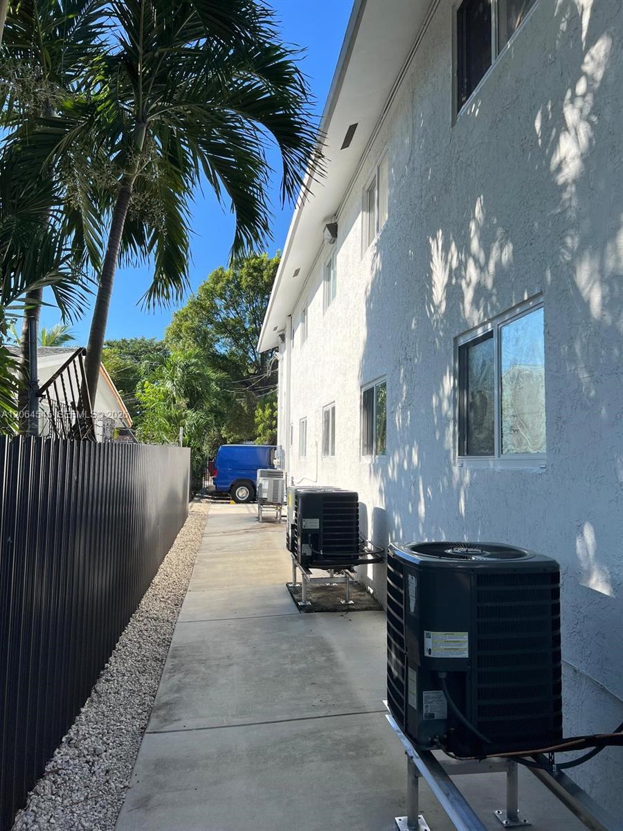 2611 Nw 32nd Street Property Photo 22