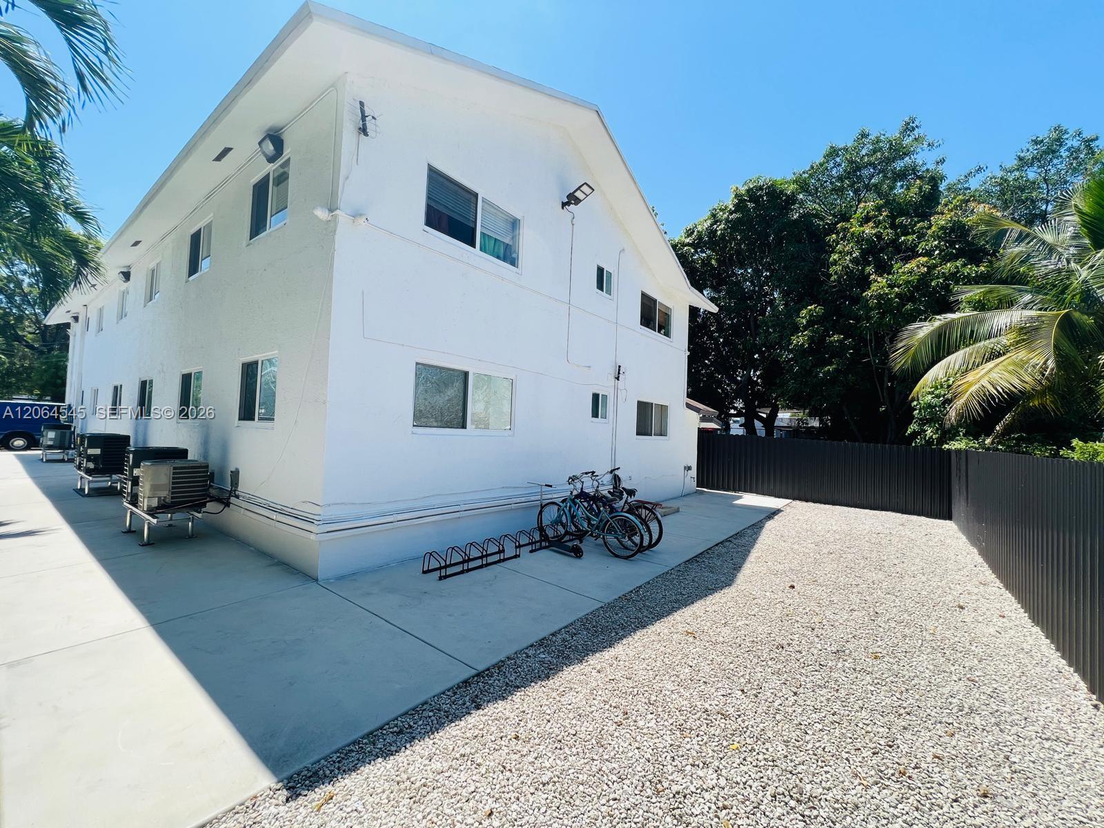 2611 Nw 32nd Street Property Photo 43