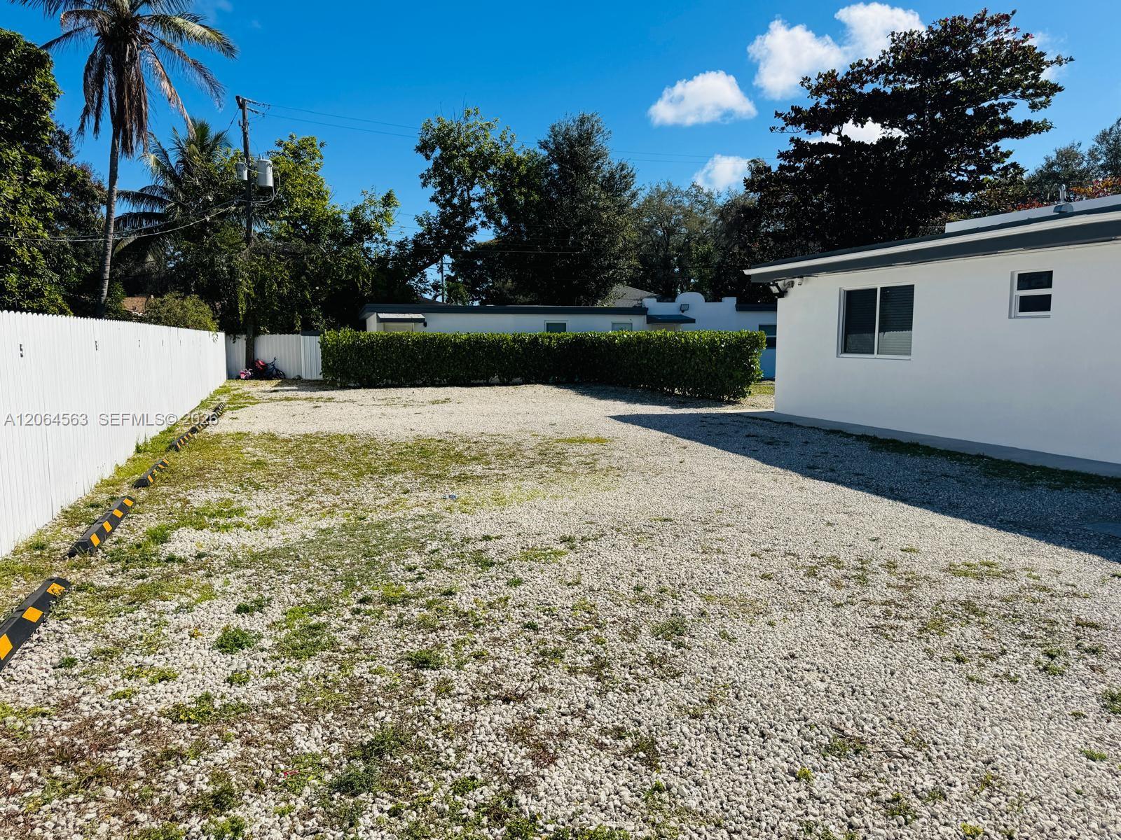 6959 Nw 4th Avenue Property Photo 6