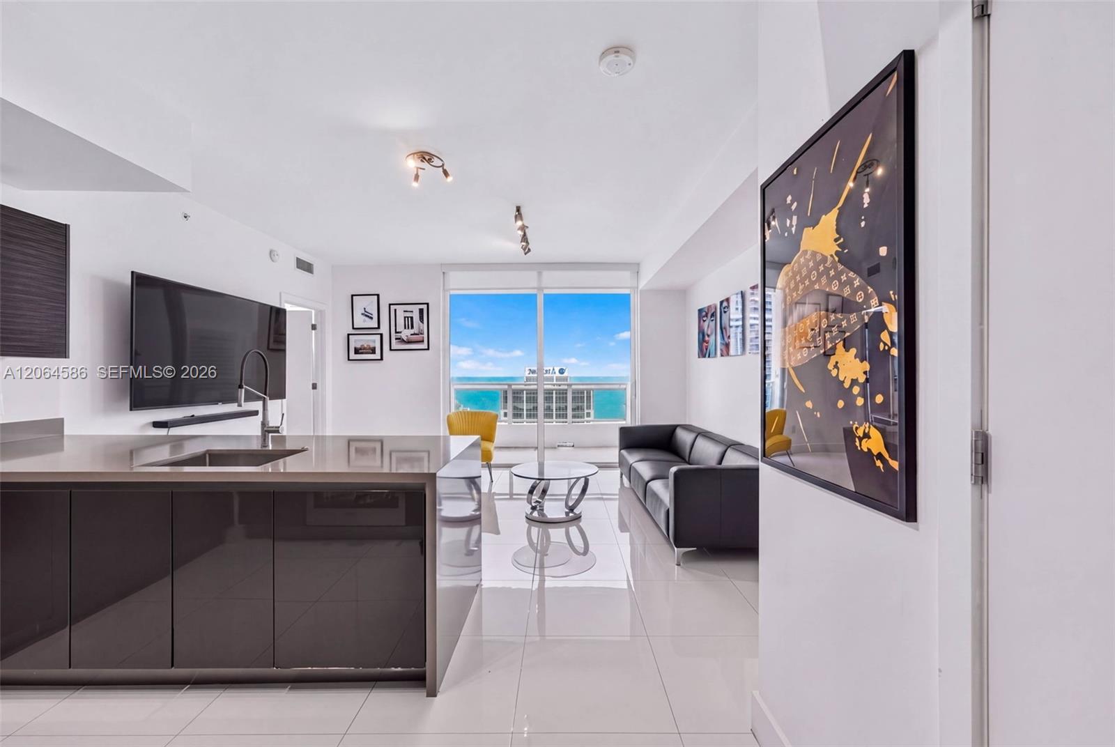 1080 Brickell Avenue 3902 Property Photo 1