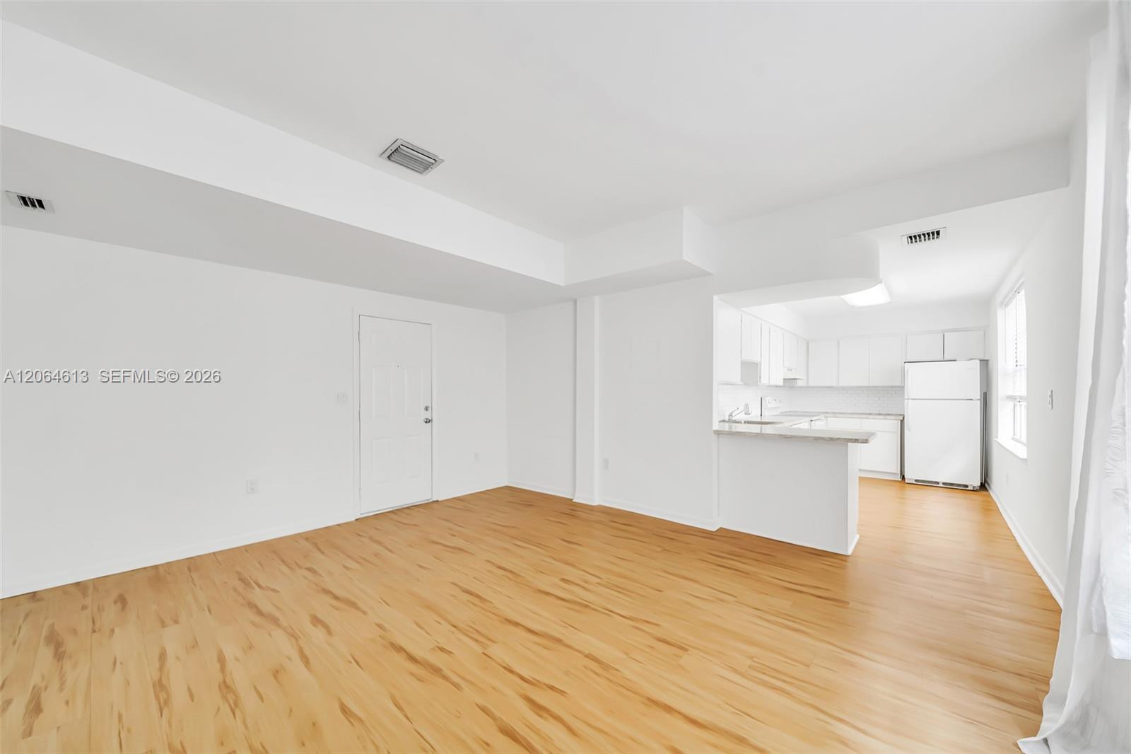 1051 Meridian Avenue 1d Property Photo 2
