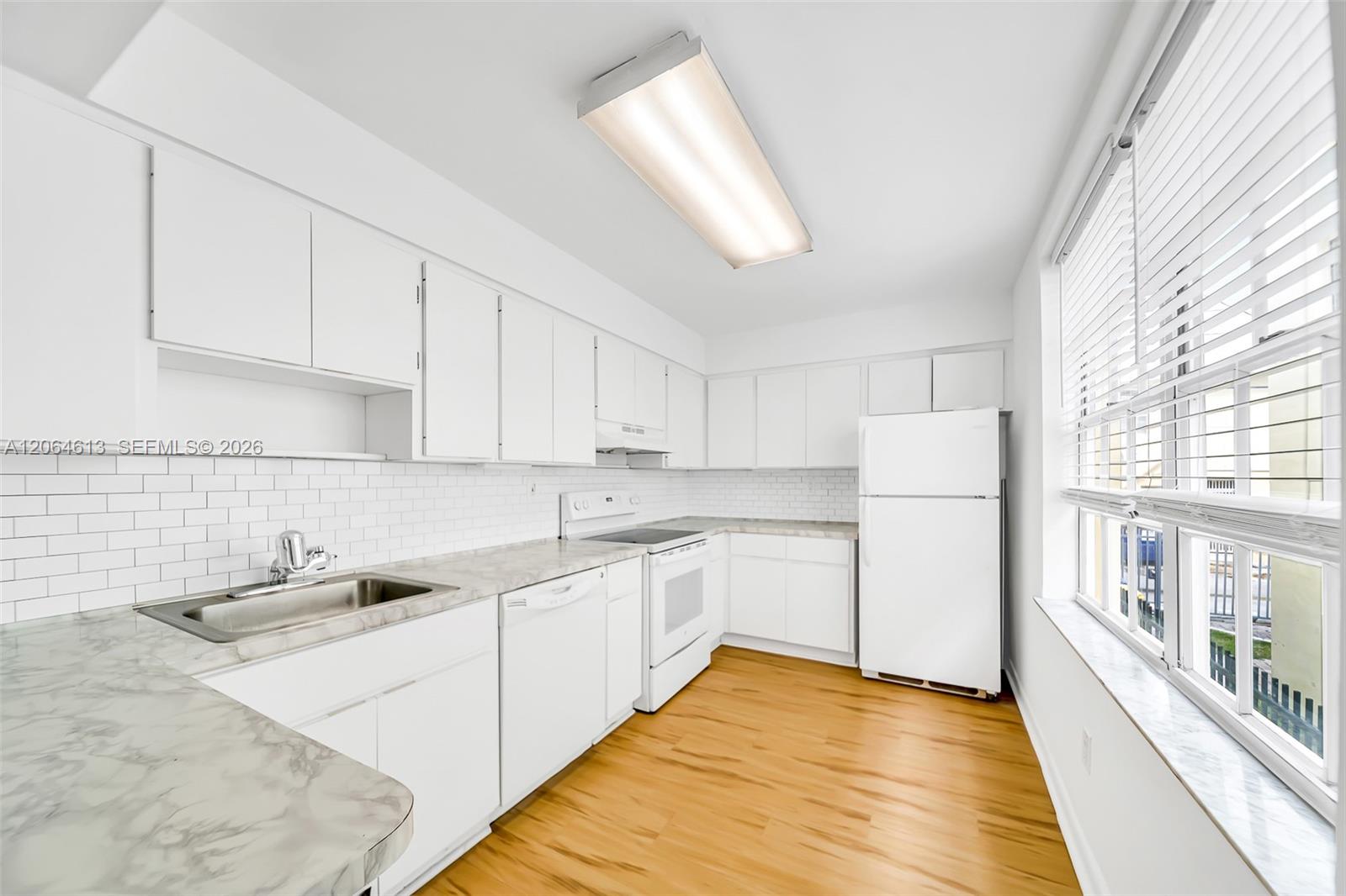 1051 Meridian Avenue 1d Property Photo 5