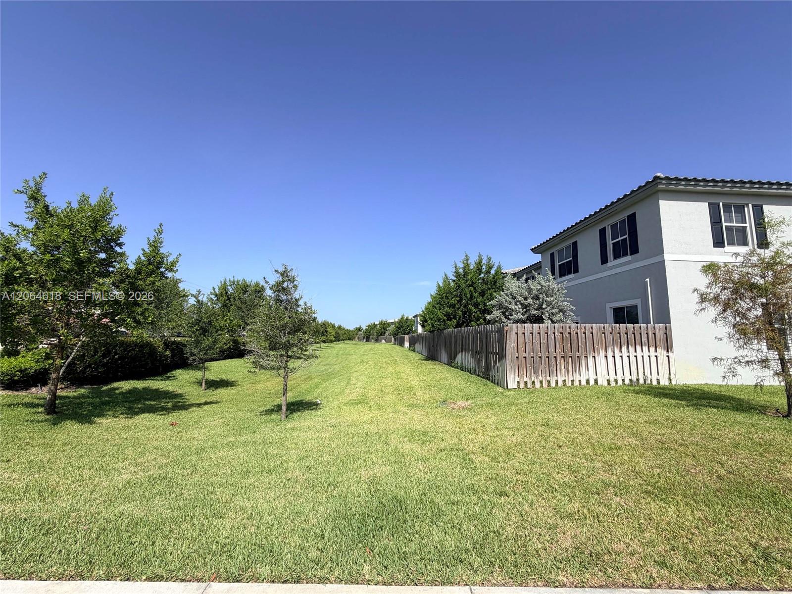 11830 Nw 46th Street Property Photo 5
