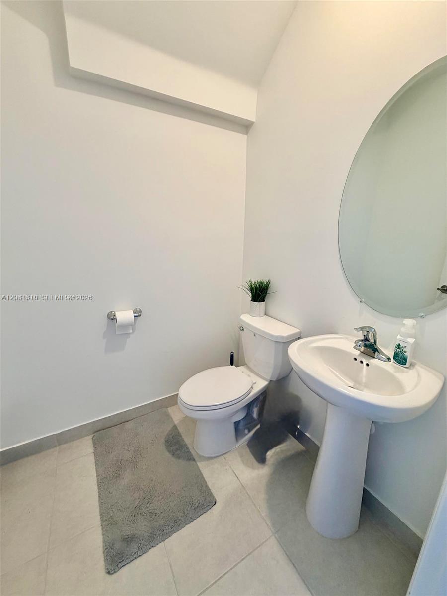 11830 Nw 46th Street Property Photo 8