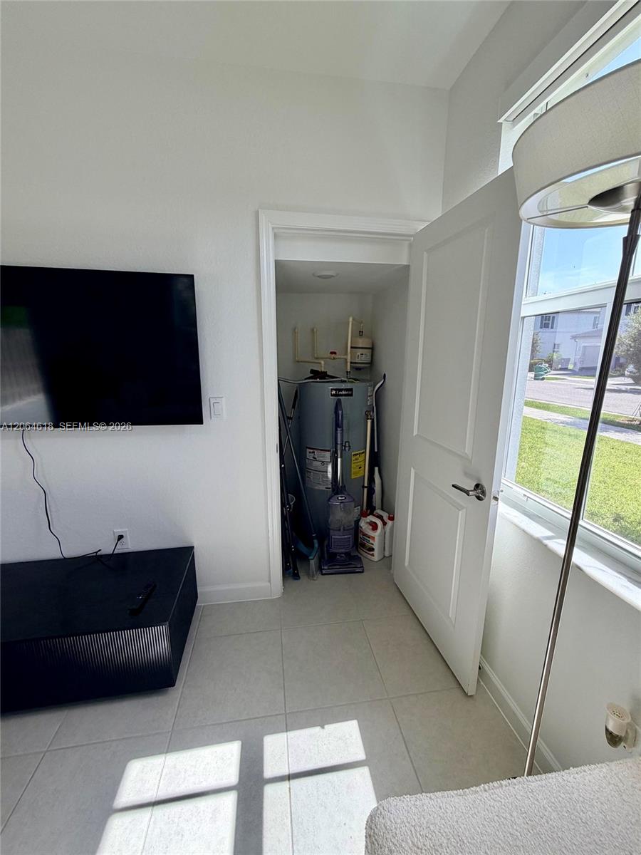 11830 Nw 46th Street Property Photo 12