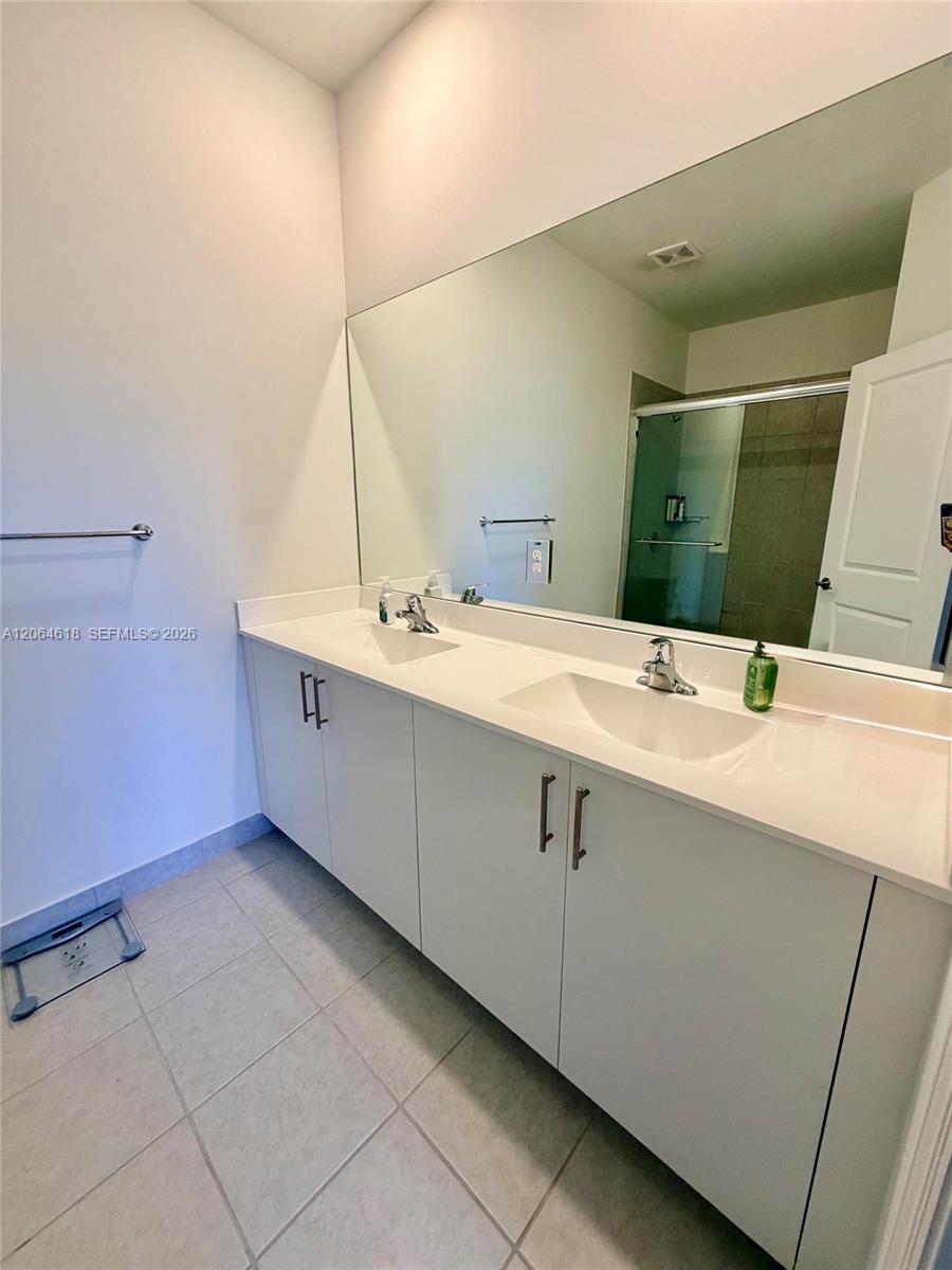 11830 Nw 46th Street Property Photo 38
