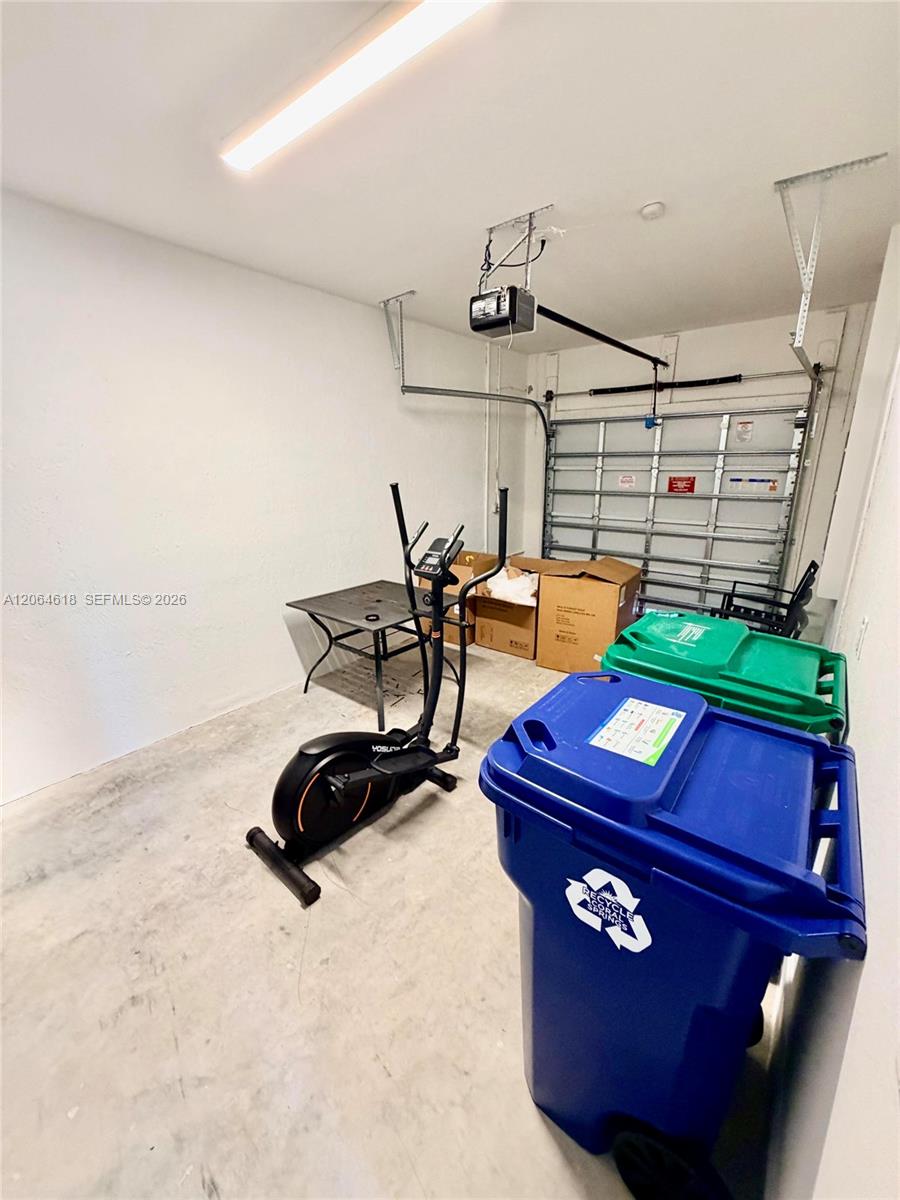 11830 Nw 46th Street Property Photo 56