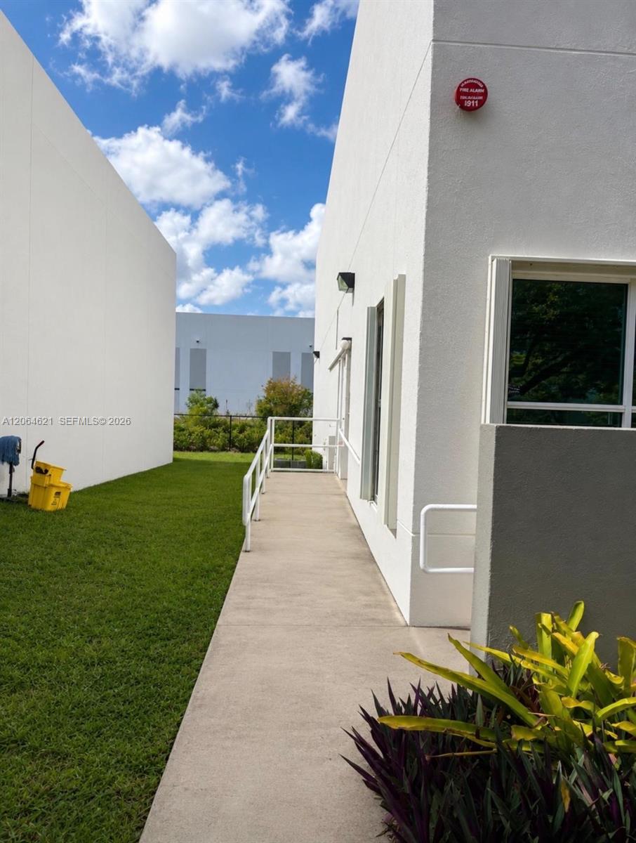 A12064621 Property Photo 2