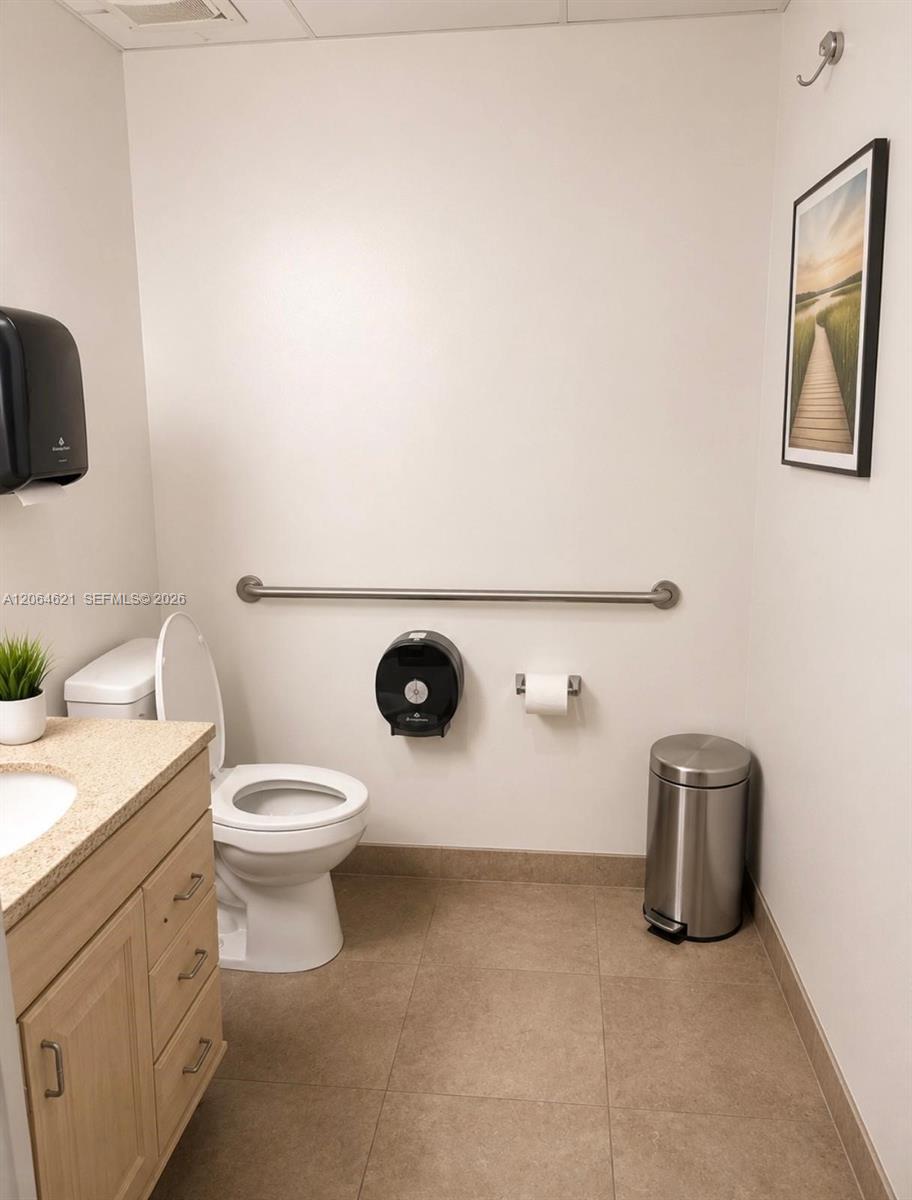 A12064621 Property Photo 12