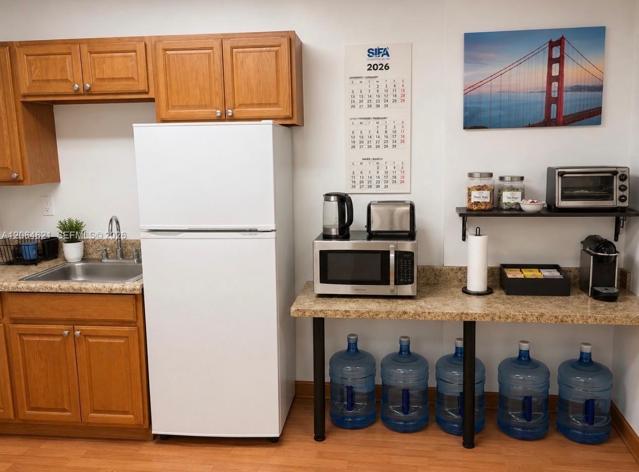 A12064621 Property Photo 19