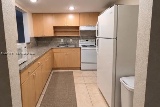 652 Nw 3rd Street 305 Property Photo 2