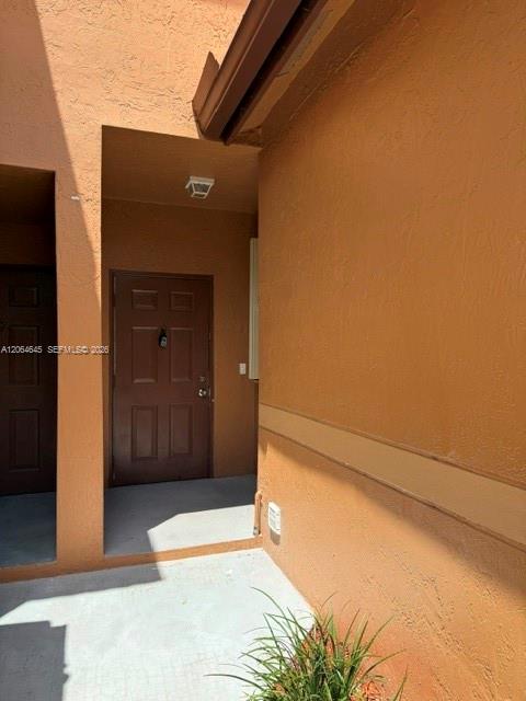 1531 Barcelona Way 3-30 Property Photo 2