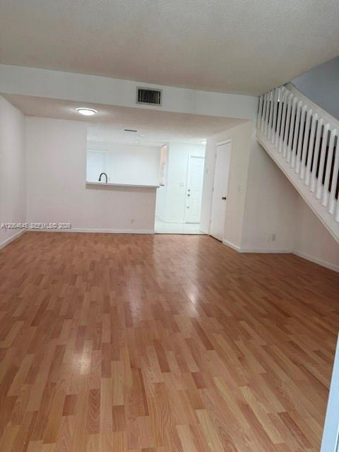 1531 Barcelona Way 3-30 Property Photo 4