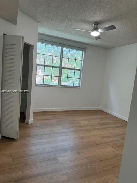 1531 Barcelona Way 3-30 Property Photo 15