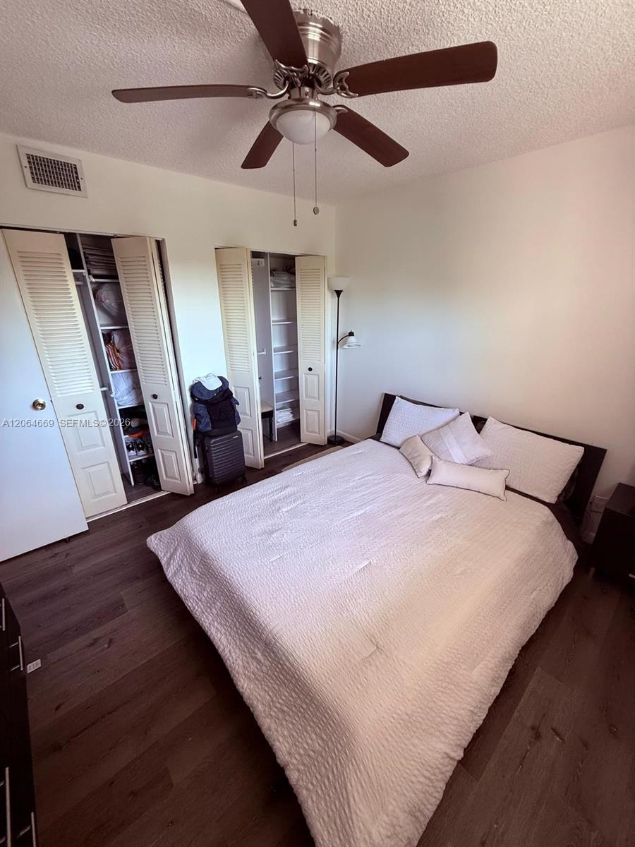 1055 Country Club Drive 402 Property Photo 11