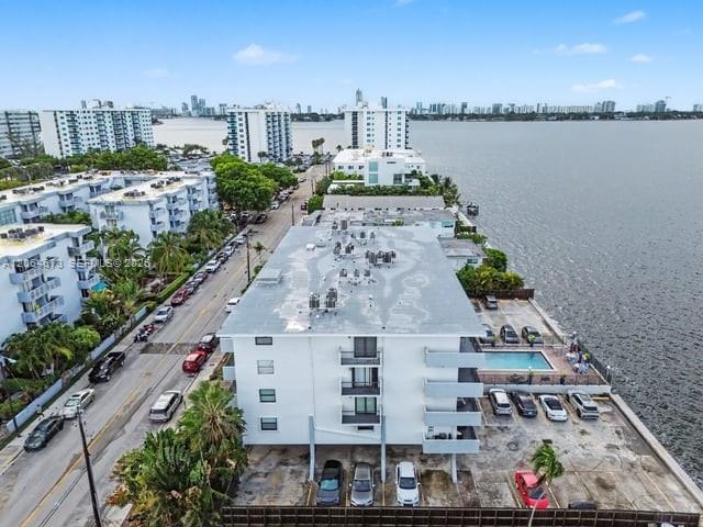 1820 S Treasure Drive 203D