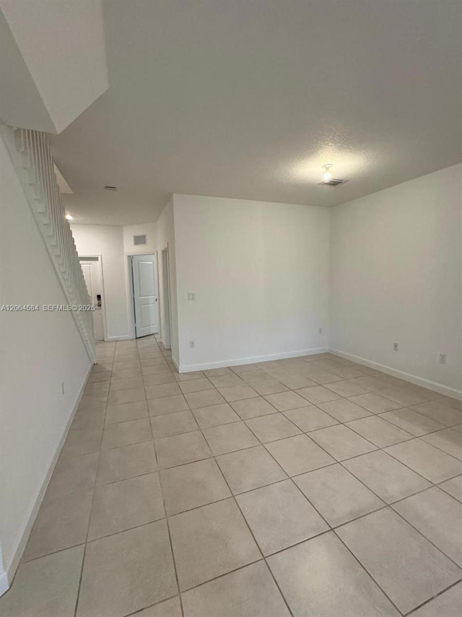 768 Ne 206th Terrace 768 Property Photo 6