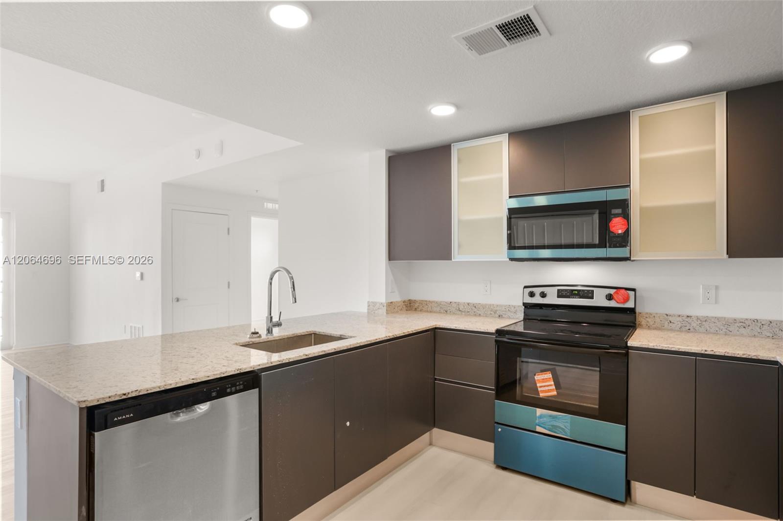 5563 Millenia Park Boulevard 225 Property Photo 12