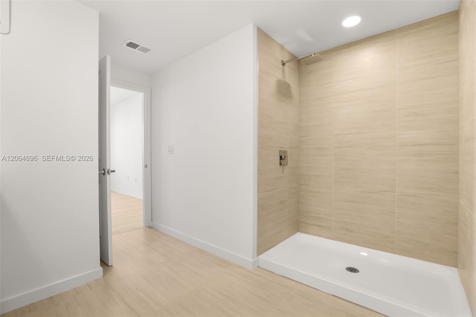 5563 Millenia Park Boulevard 225 Property Photo 17