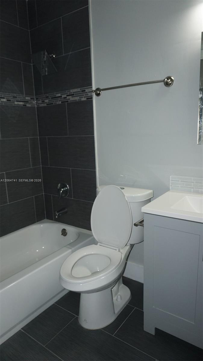 808 Sw 14th Terrace 4 Property Photo 13