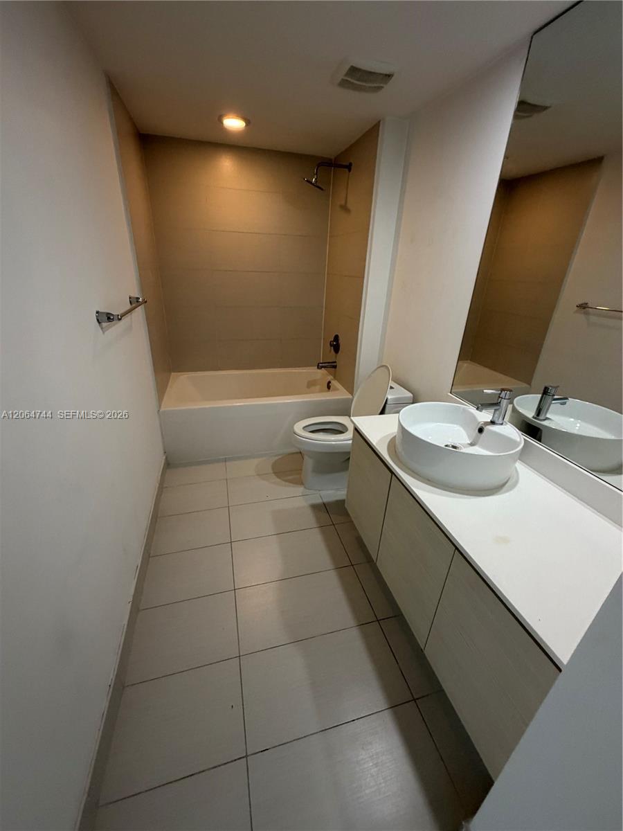 4250 Biscayne Boulevard 1517 Property Photo 10