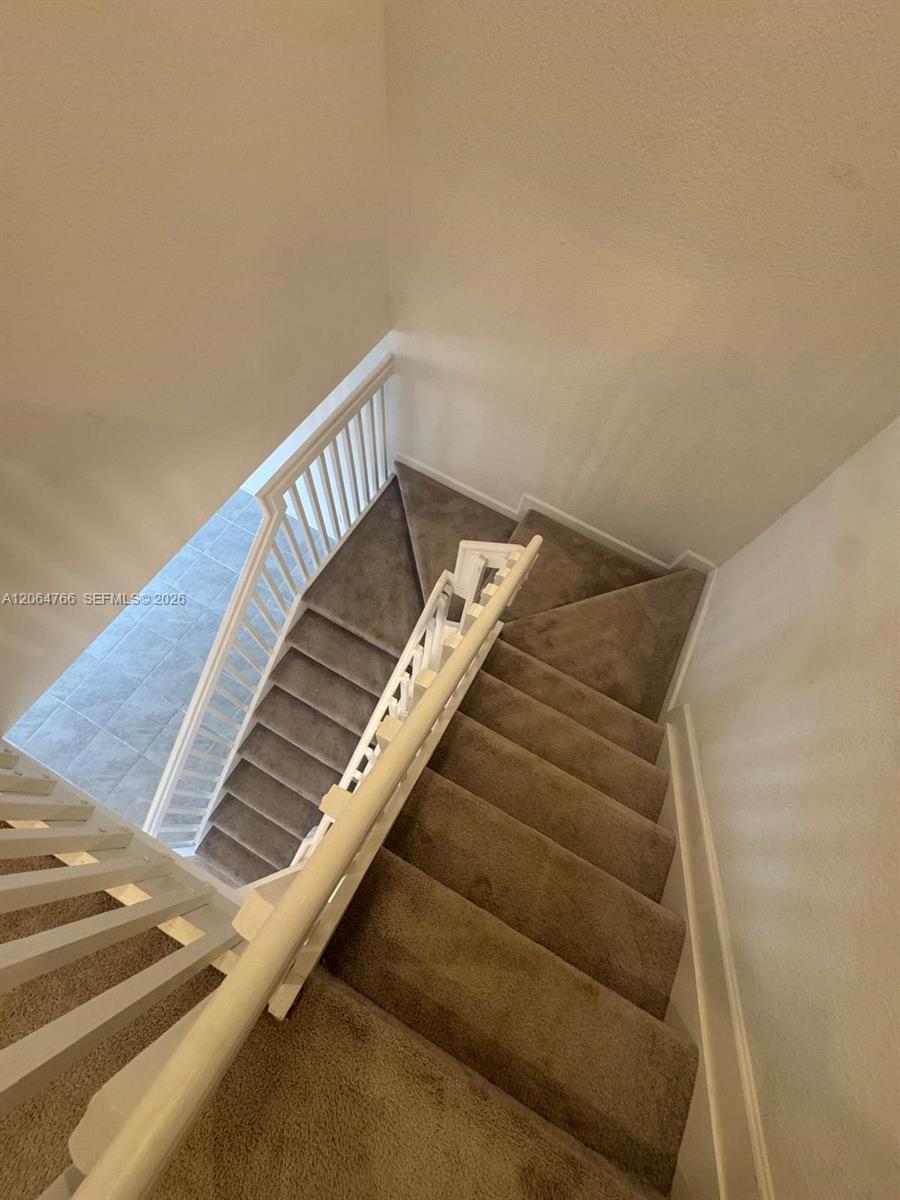 A12064766 Property Photo 11