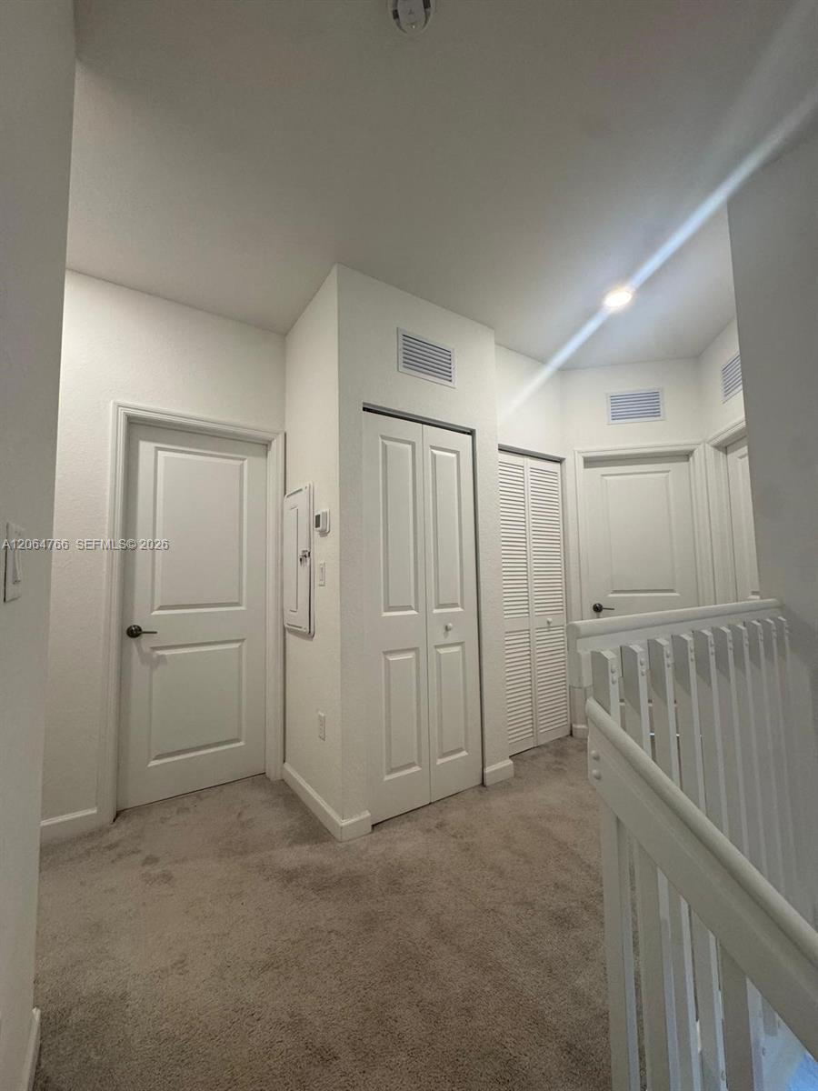 A12064766 Property Photo 12