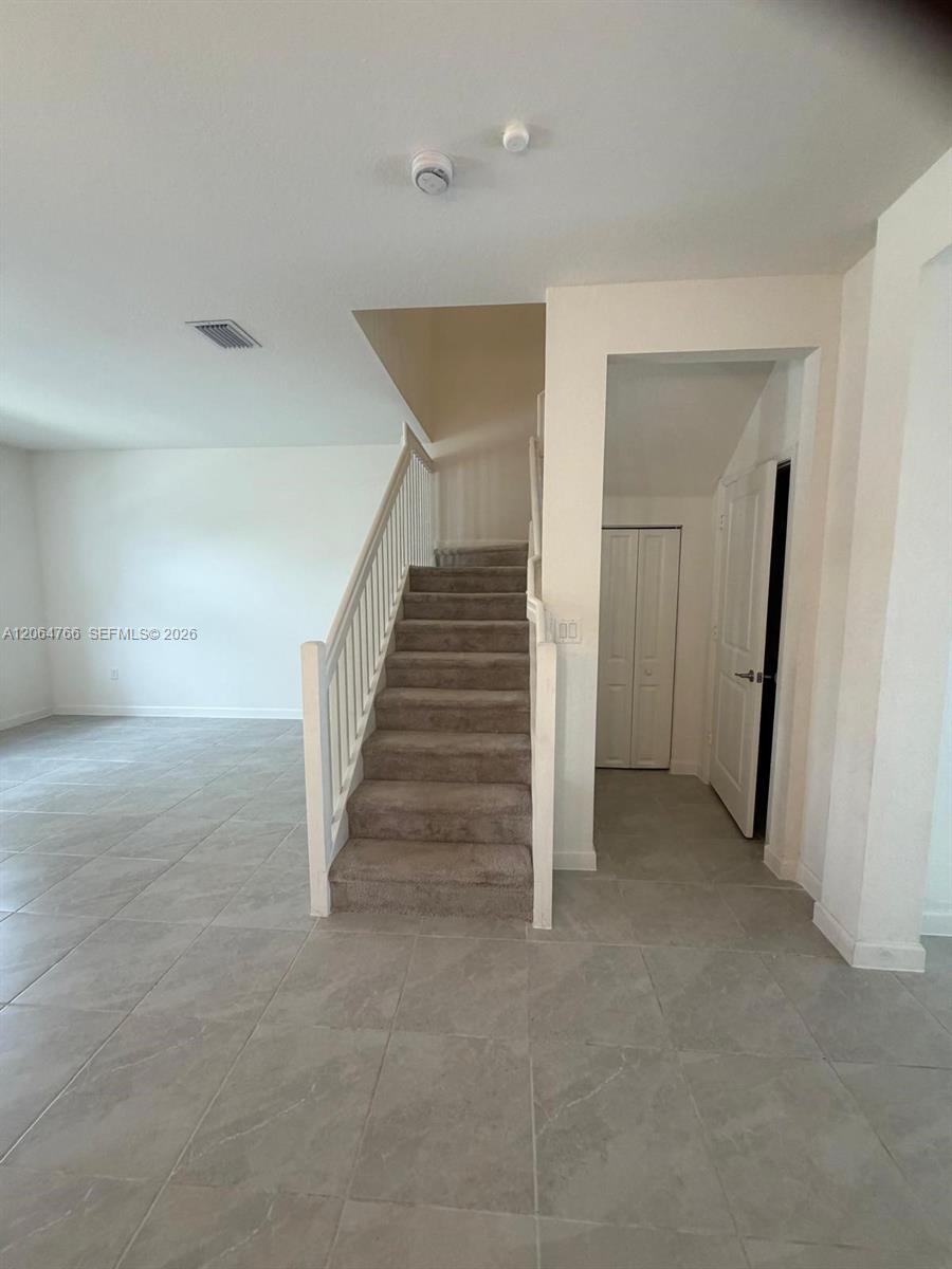 A12064766 Property Photo 15