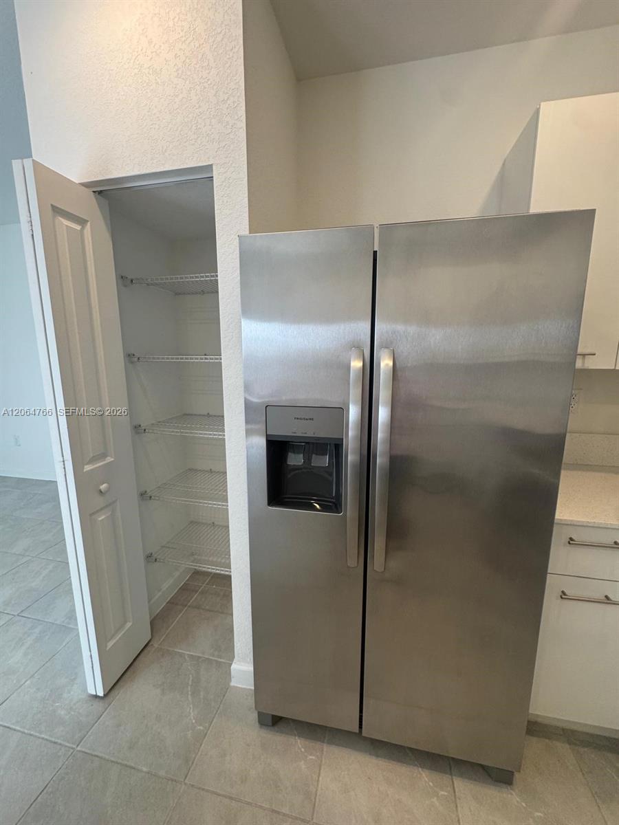 A12064766 Property Photo 21