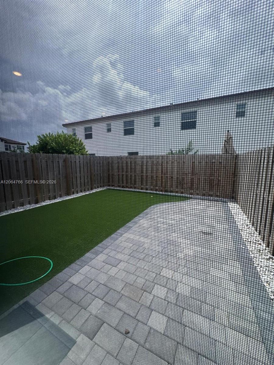 A12064766 Property Photo 35