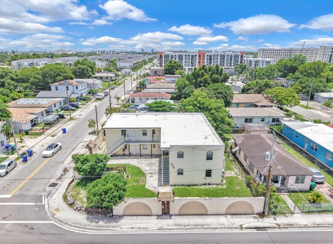 6415 Nw 17th Avenue Property Photo 4