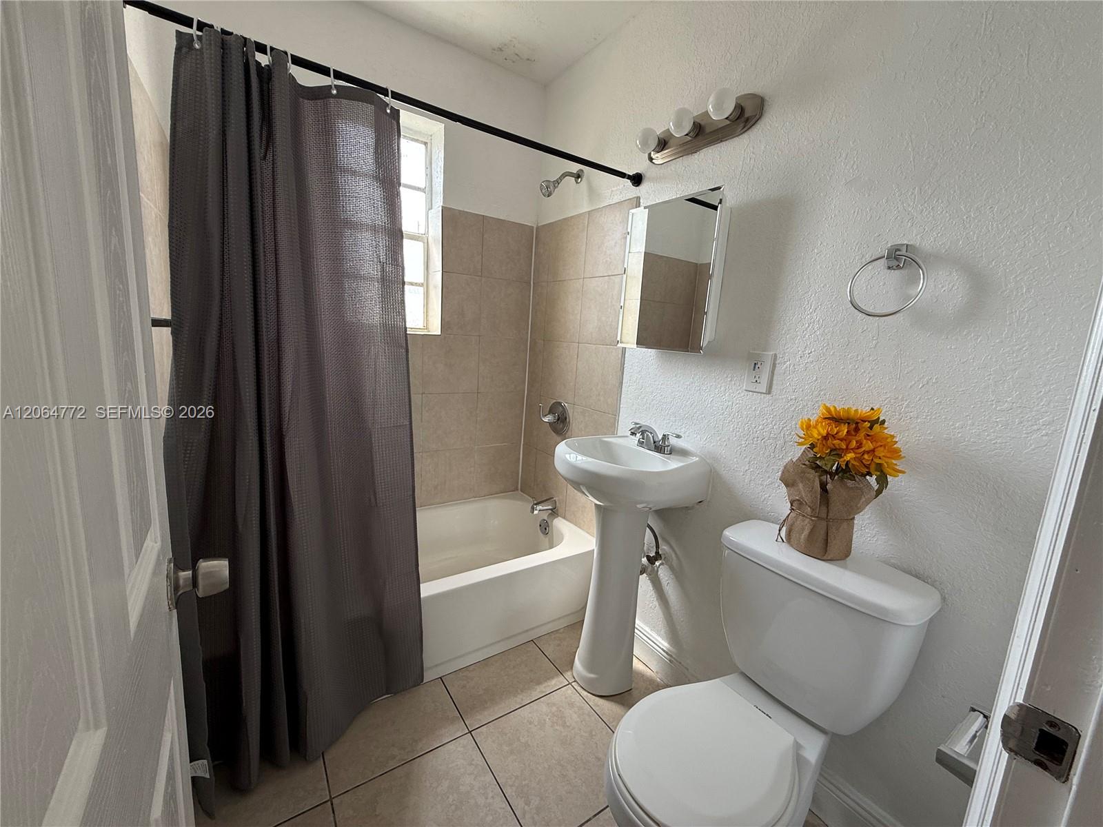 6415 Nw 17th Avenue Property Photo 18
