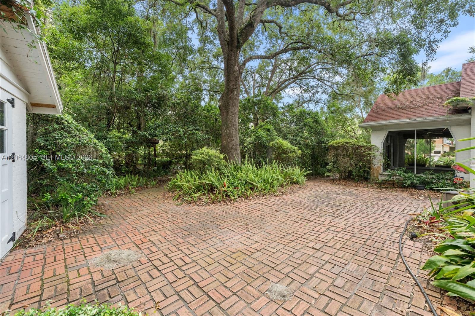717 Ne Boulevard Property Photo 22