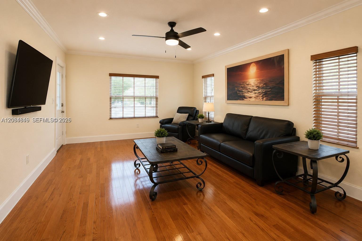 A12064849 Property Photo 3