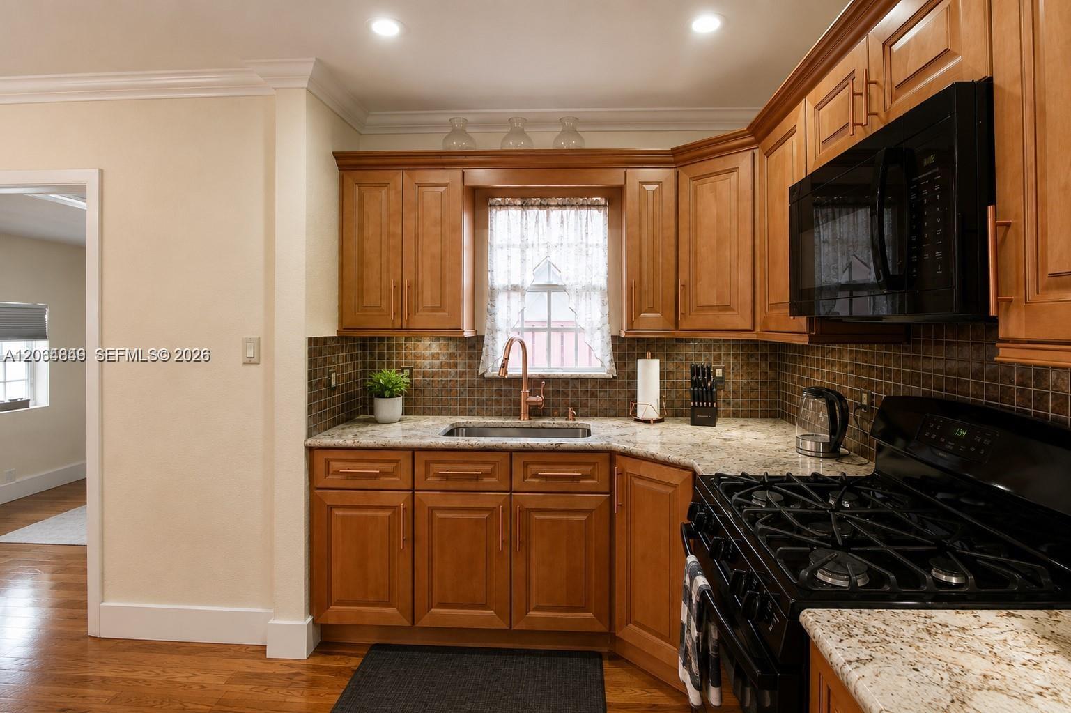 A12064849 Property Photo 7