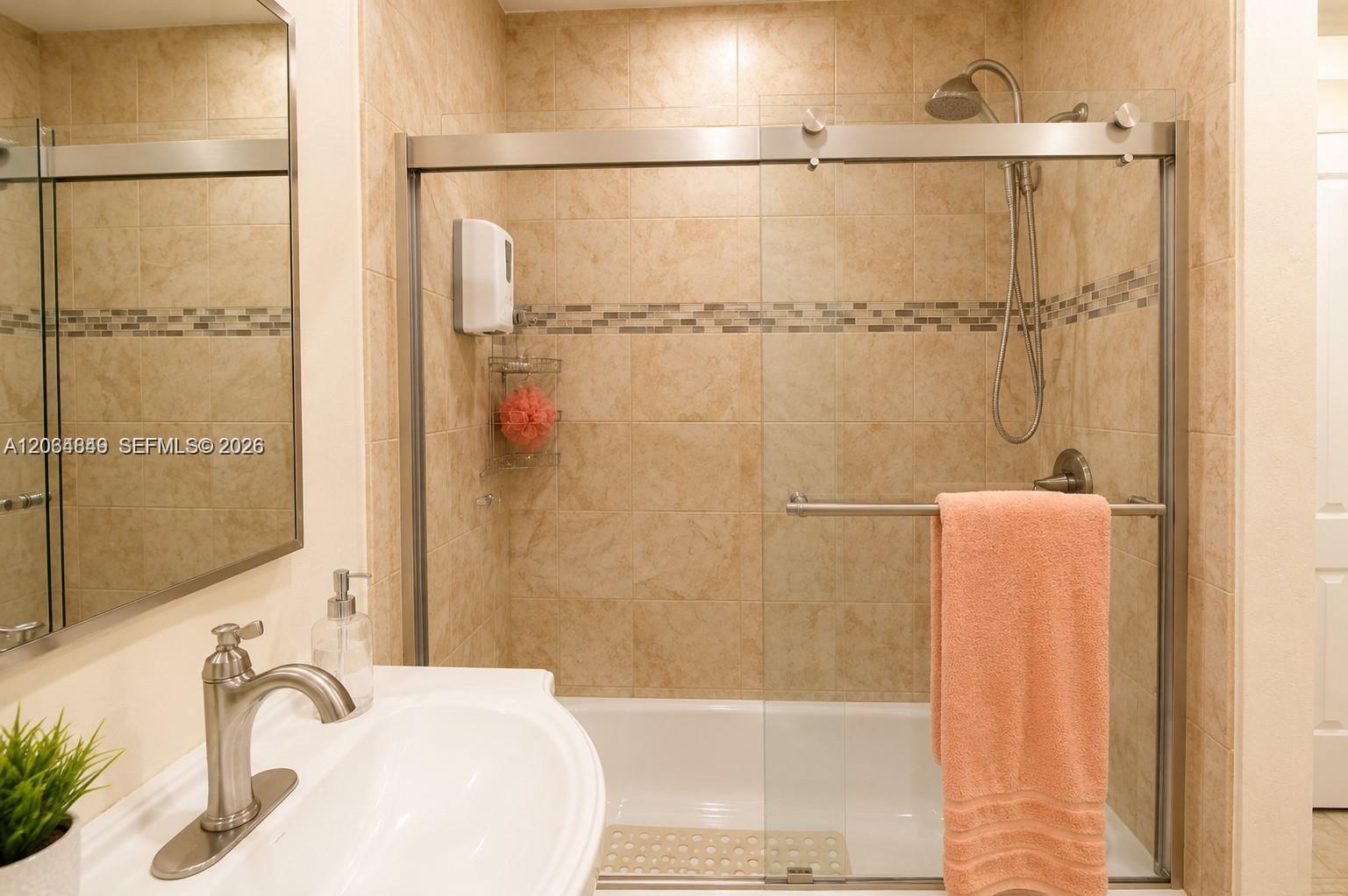 A12064849 Property Photo 13