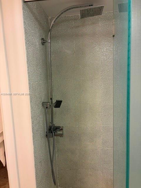 2951 S Bayshore Drive 212 Property Photo 14