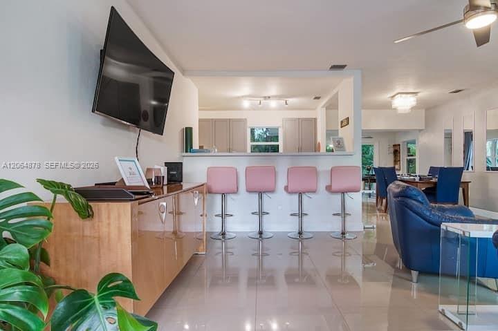 A12064878 Property Photo 4