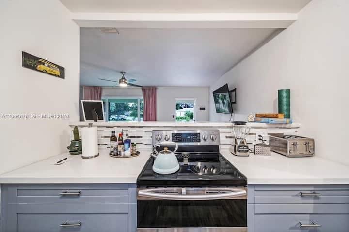 A12064878 Property Photo 6