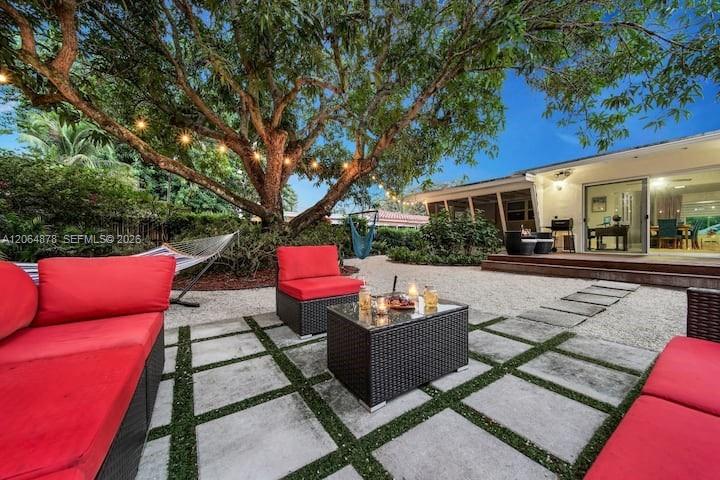 A12064878 Property Photo 16