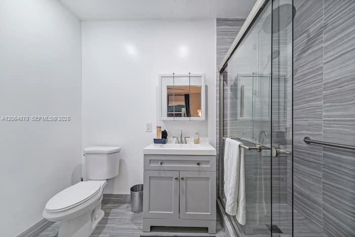 A12064878 Property Photo 23