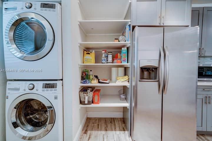 A12064878 Property Photo 24