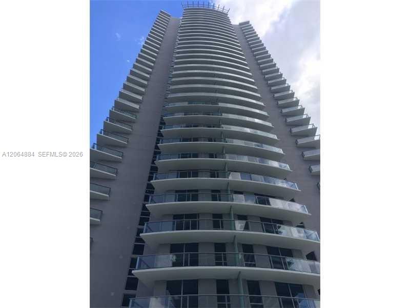 1100 S Miami Avenue 1104 Property Photo 1