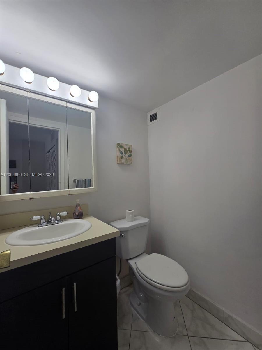 16919 N Bay Road 609 Property Photo 10