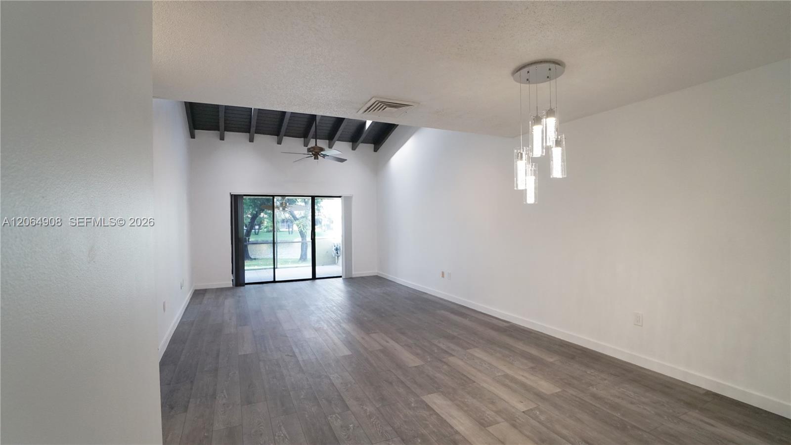 3823 Estepona Avenue Property Photo 11