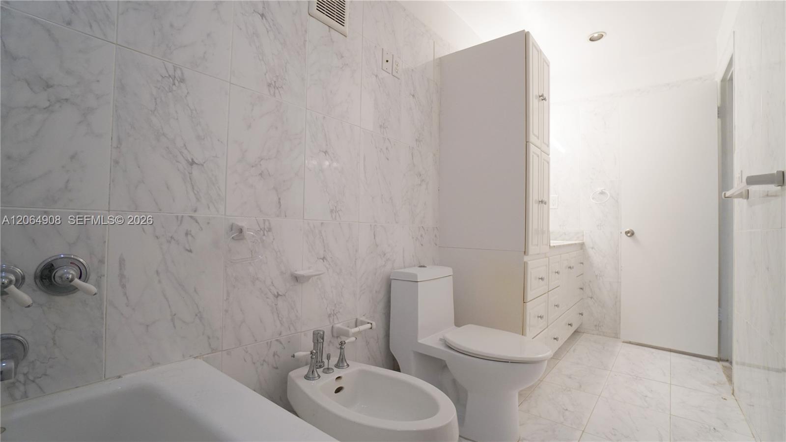 3823 Estepona Avenue Property Photo 19