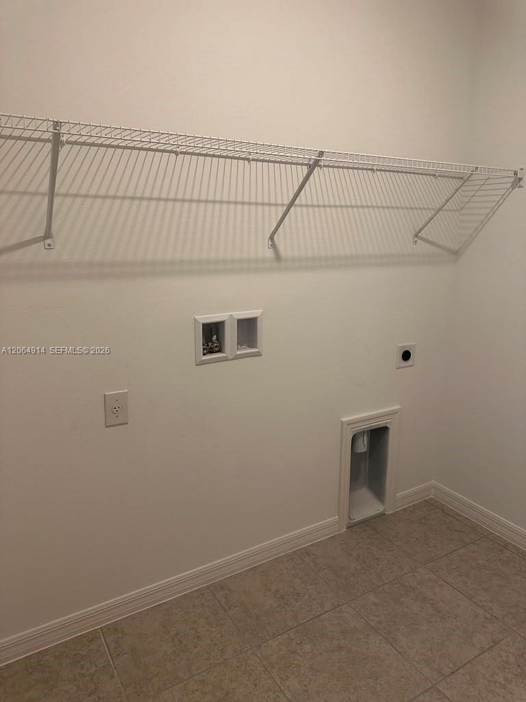 1828 Shadow Box Bend 1828 Property Photo 10