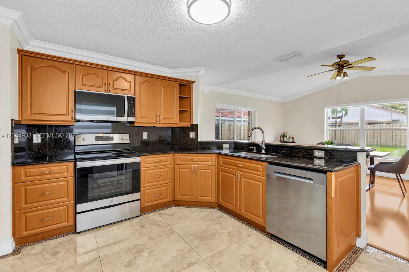 1853 Sw 176th Way Property Photo 12